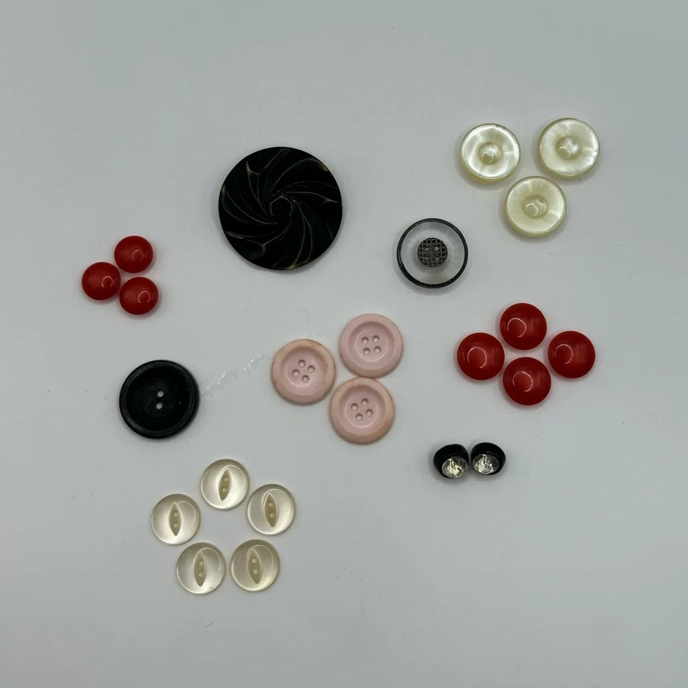 VINTAGE Crystal Plastic & MOP Buttons - Lot of 23